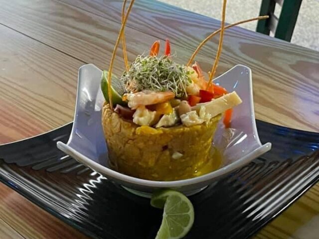 401 BAR and GRILL Dorado 3