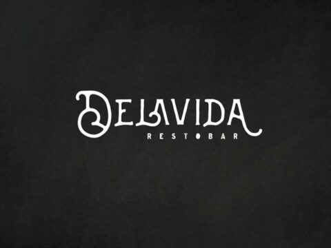 Delavida Restobar La Placita