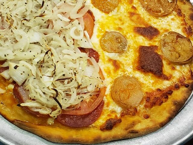 El Conde Pizza Isla Verde 3