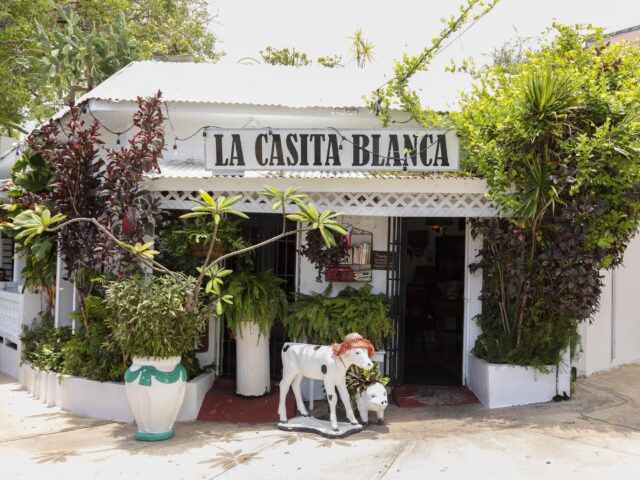 La Casita Blanca
