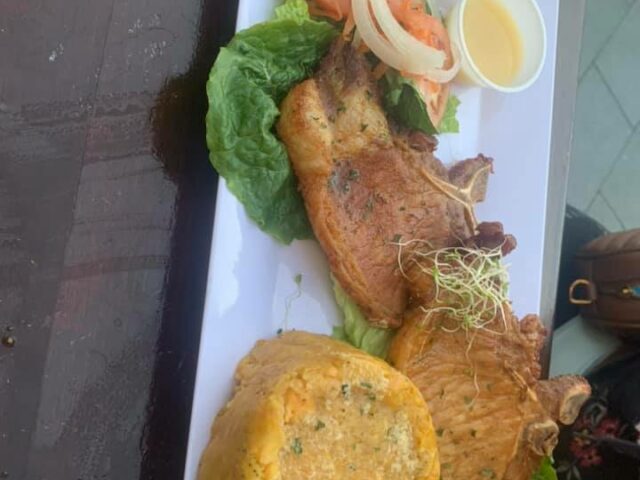 Orozcos Restaurant Condado.3