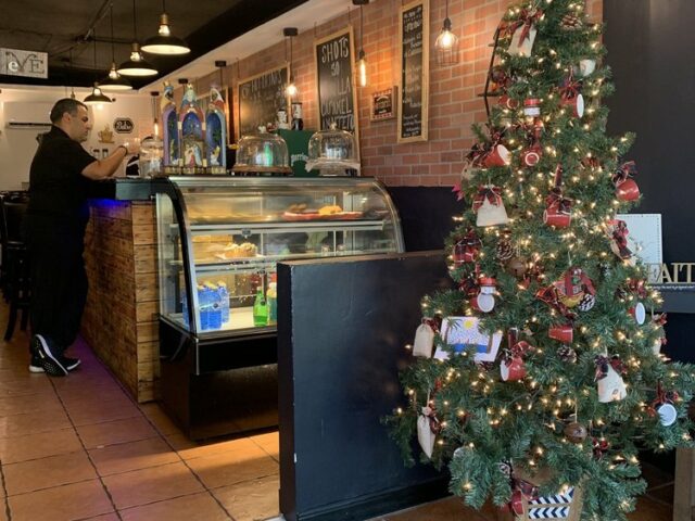 Cafe Shots Bistro Guaynabo.3